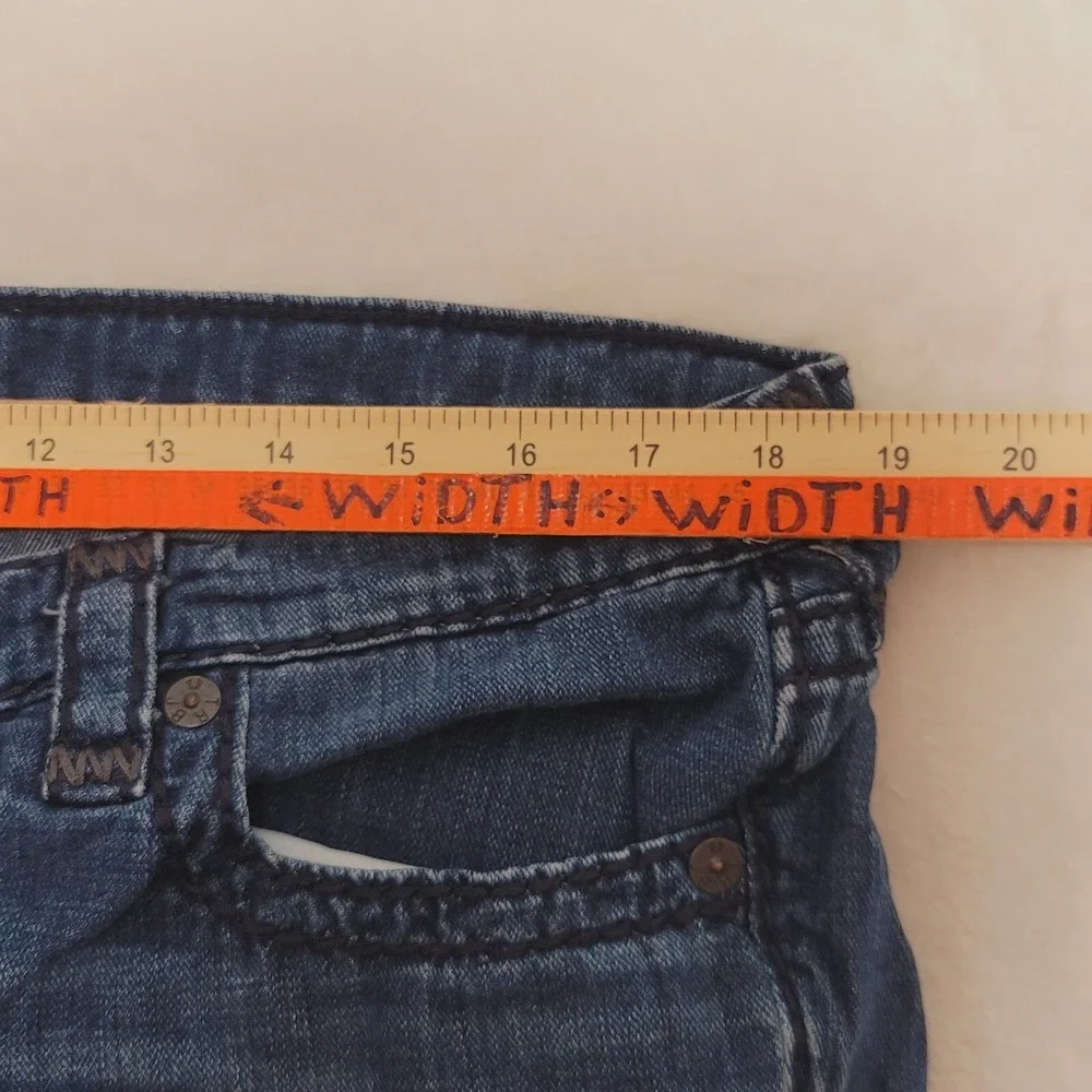 True Religion women's Jeans Size 33 Cameron slim boyfriend